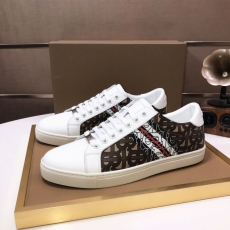 Burberry Low Shoes